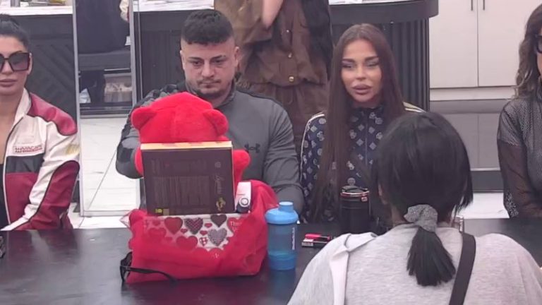 Podrška zakazala! Terza i Sofija dobili samo jedan poklon, Uroš odmah razrešio rebus: Posprdali su se sa vama, pozdravi MEDU! (VIDEO)