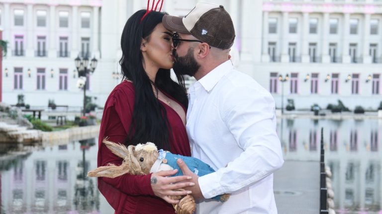 Njih dvoje, plus još jedno! Luka i trudna Anita u duhu praznika i ljubavi pozirali za vaskršnji editorijal portala Pink.rs, ne kriju sreću zbog njenog drugog stanja (FOTO)