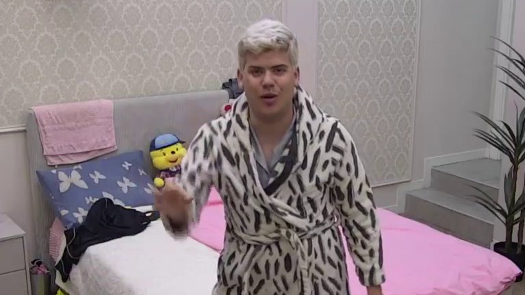 VEČERAS ŽURKA U ELITI 9 ✨ OLJA KARLEUŠA i DJ DENNY zaduženi za SJAJNU ATMOSFERU 🎶🥂😊