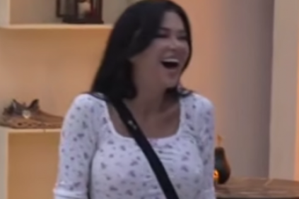 OPA, STANIJA DOBROJEVIĆ UHVAĆENA USRED AKCIJE! Samo što je ušla, a već pokazala TAJNE VEŠTINE NA KREVETU – OVO SE ČEKALO! (GALERIJA, VIDEO)